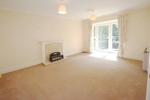 2 bedroom flat for sale, The Slade, Tonbridge, TN9
