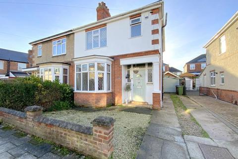 3 bedroom semi-detached house for sale, Beech Avenue, Scartho