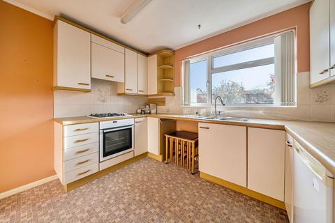 3 bedroom link detached house for sale, Honeysuckle Close, Basingstoke RG22 5RH