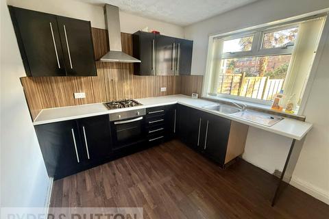 2 bedroom end of terrace house to rent, Green Street, Middleton, Manchester, Greater Manchester, M24