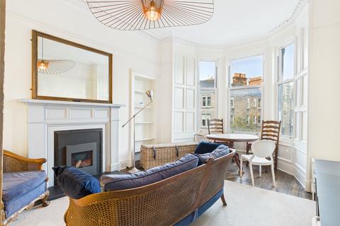 Comely Bank Avenue, Edinburgh, Midlothian, EH4