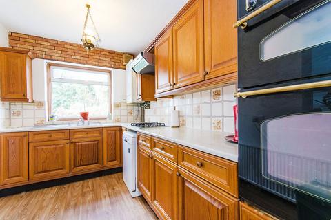 undefined, Avalon Road, West Ealing, London, W13