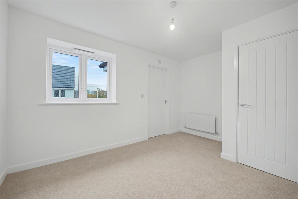 Bedroom 1.jpeg