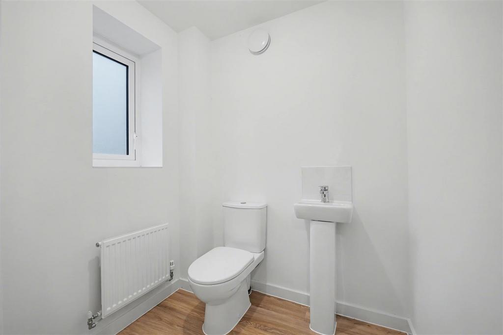 Downstairs WC.jpeg