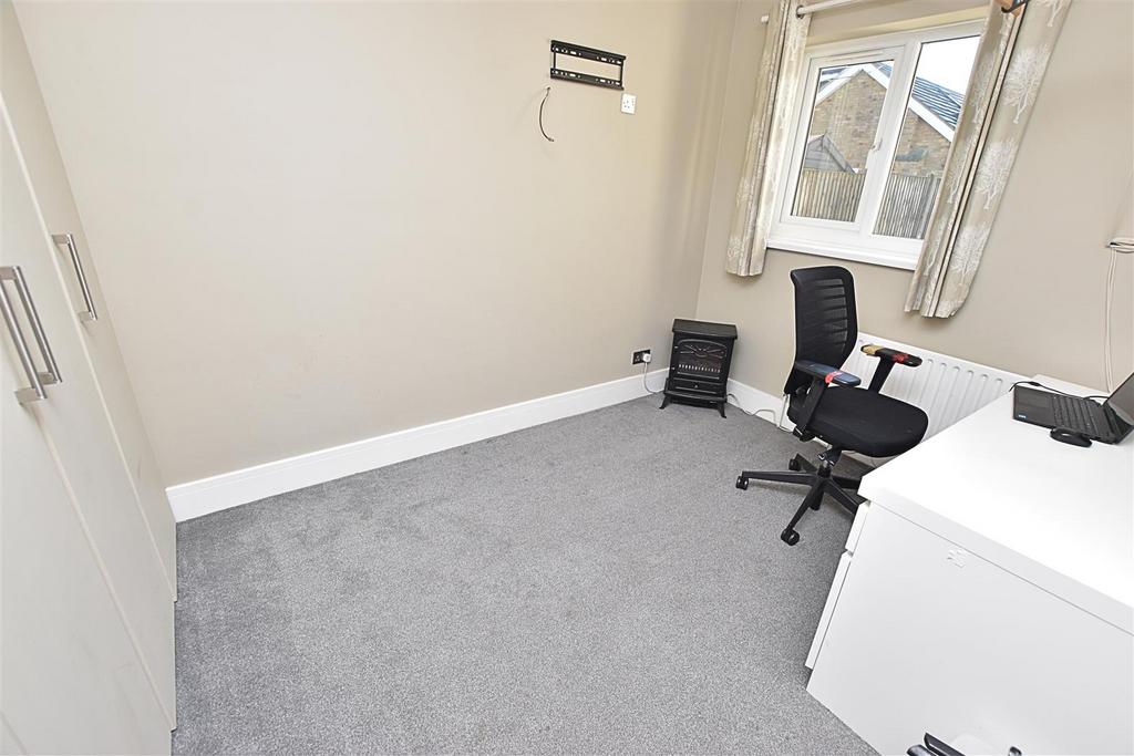 Study/office/fifth bedroom