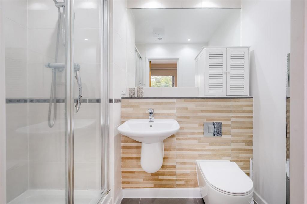 10 Pooley Court-5.jpg