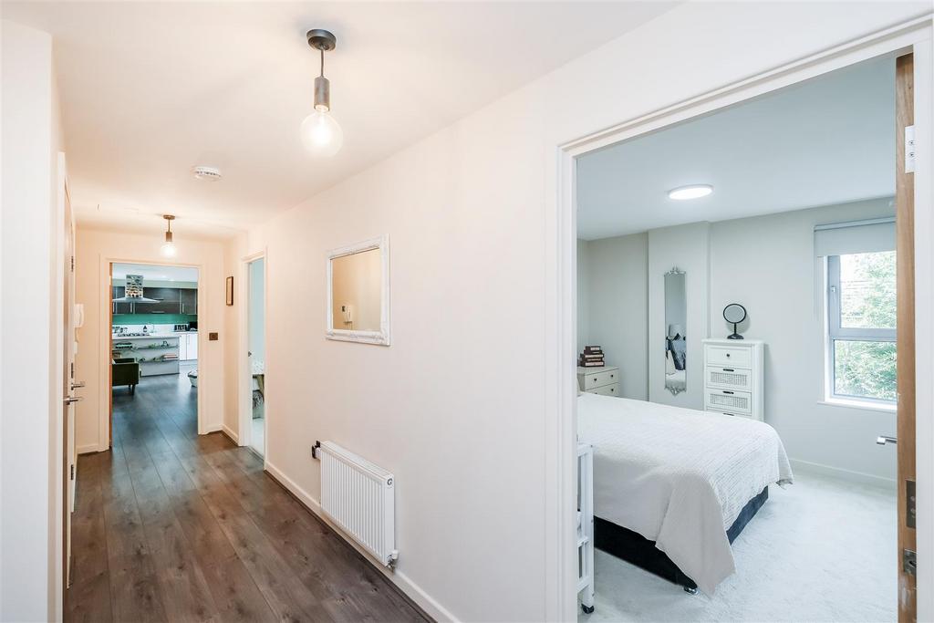 10 Pooley Court-6.jpg