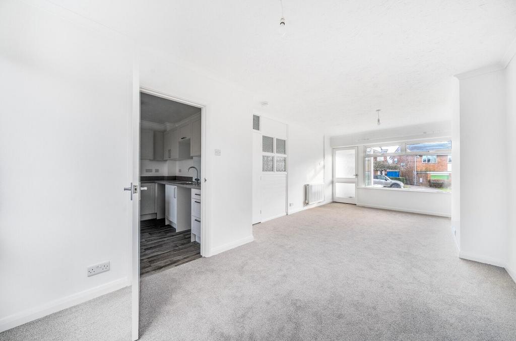 Sitting/Dining Room