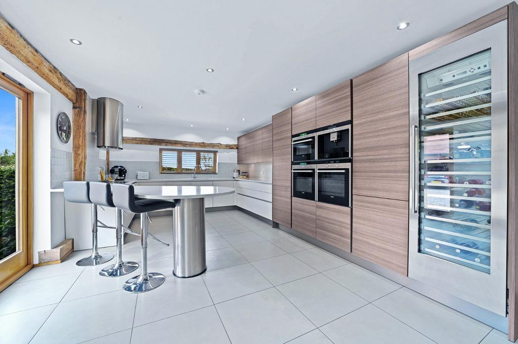 Kitchen/Breakfast