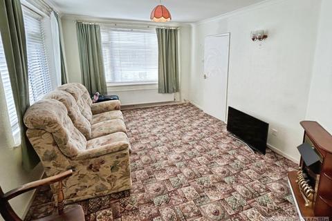 3 bedroom semi-detached house for sale, Caithness Road, Stamford