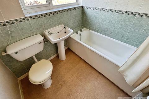 3 bedroom semi-detached house for sale, Caithness Road, Stamford