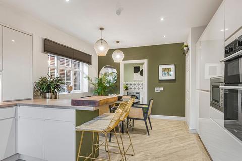 5 bedroom detached house for sale, Hollywood Lane, Birmingham B47
