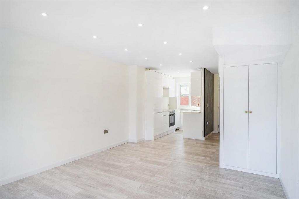 20 Sovereign Grove - Fz2 GJlt SFIj Ul V7q DJQG.jpg