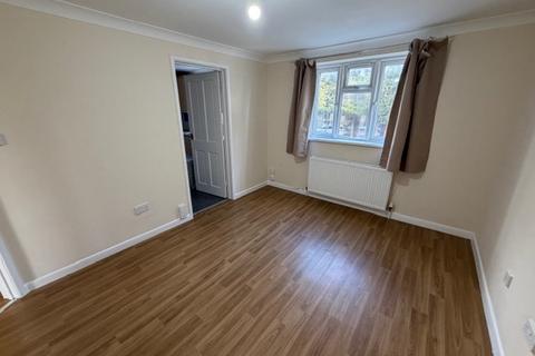 1 bedroom house to rent, Portswood Road, Southampton, SO17