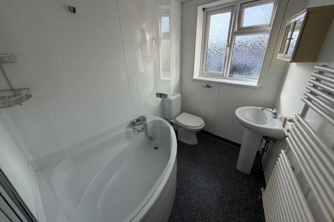 1 bedroom house to rent, Portswood Road, Southampton, SO17