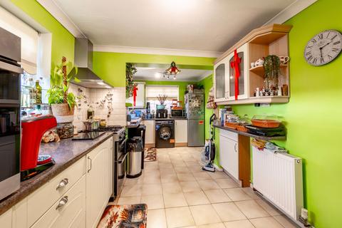 undefined, Sutherland Drive, Gunton