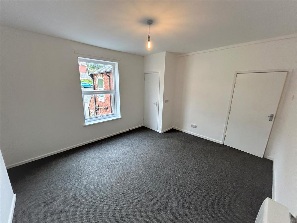 Living room 2.jpg