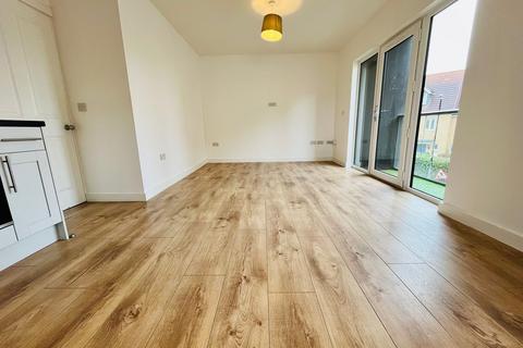 1 bedroom apartment to rent, Station Approach, Braintree