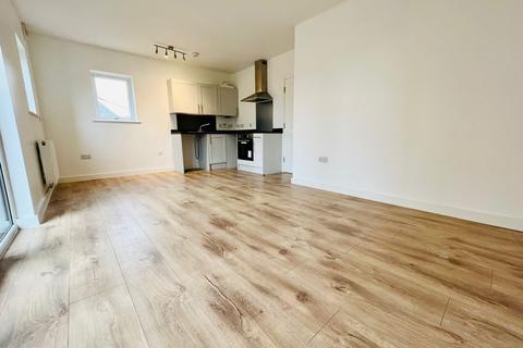 1 bedroom apartment to rent, Station Approach, Braintree