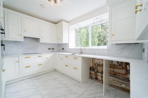 2 bedroom apartment for sale, Elmwood Lodge, Parkfield Road South, Didsbury