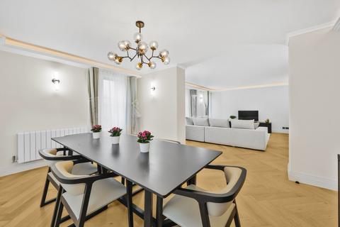 3 bedroom apartment to rent, Kendal Street, London W2