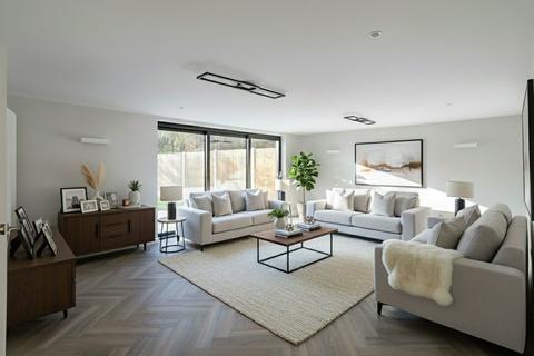 undefined, Penlan, Kingfield Green, Woking, Surrey, GU22
