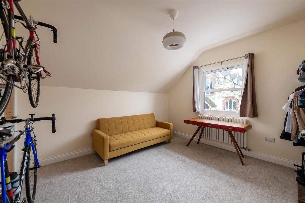 95 Nutley Lane internals more6.jpg