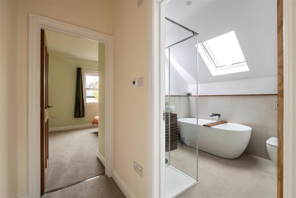 95 Nutley Lane internals more5.jpg