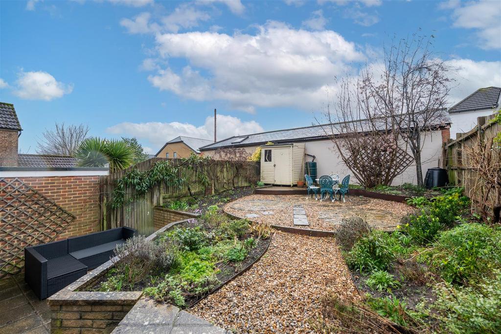 95 Nutley Lane garden no shed -9.jpg