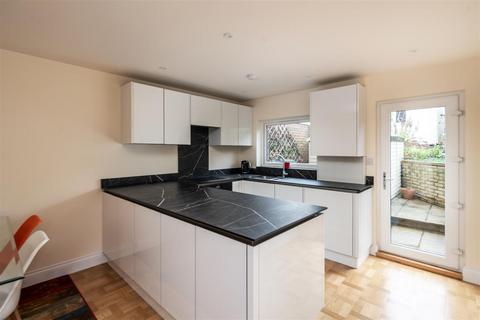 undefined, Nutley Lane, Reigate