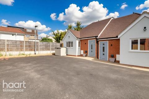 3 bedroom semi-detached bungalow for sale, Peachtree Close, Hainault