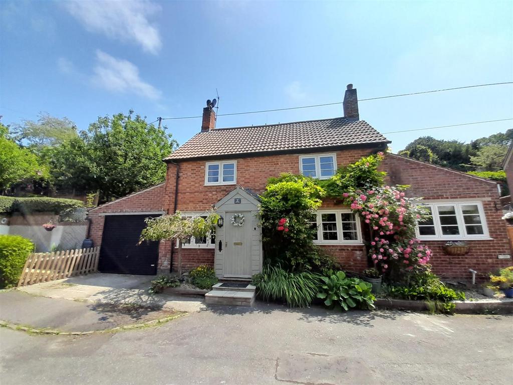 Vine Cottage.jpg