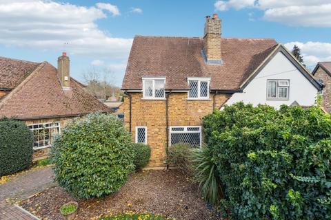 3 bedroom property for sale, Chequers Orchard, Iver SL0