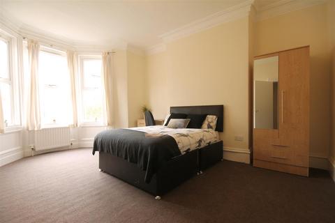 Grosvenor Place, Jesmond