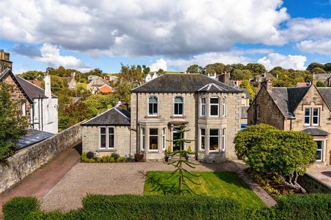 Marjoribanks Street, Bathgate