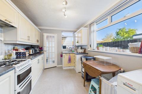 undefined, Tennyson Avenue, Hull,  HU5 3TW