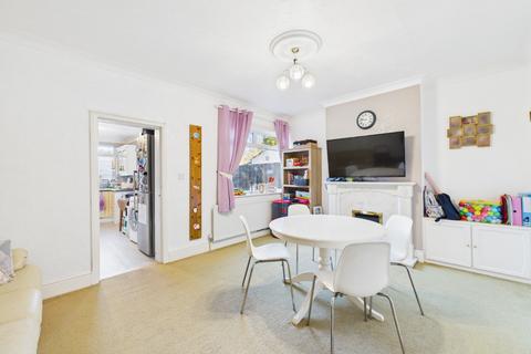 undefined, Tennyson Avenue, Hull,  HU5 3TW
