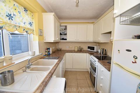 3 bedroom semi-detached bungalow for sale, Jerram Close, Alverstoke