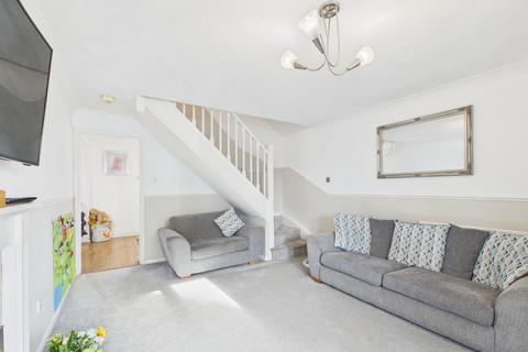 3 bedroom terraced house for sale, Wise Close, Molescroft, East Riding Of Yorkshire, HU17 9GR