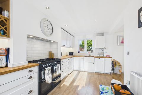 3 bedroom terraced house for sale, Wise Close, Molescroft, East Riding Of Yorkshire, HU17 9GR