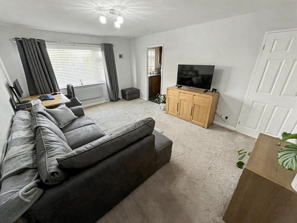 Lounge-Dining Room