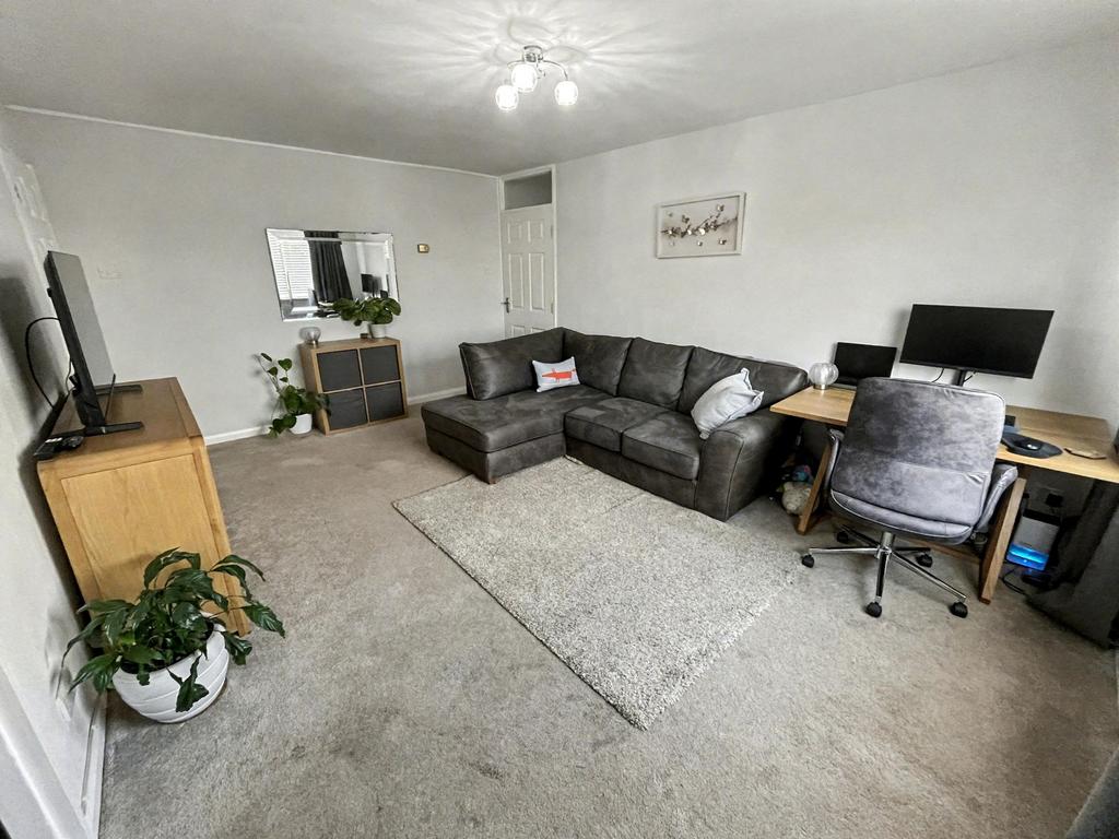 Lounge-Dining Room
