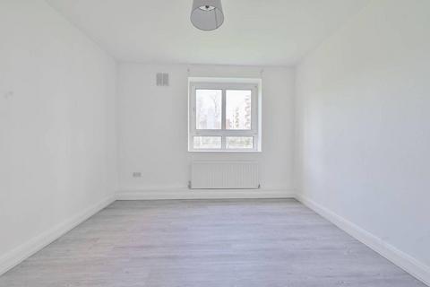 4 bedroom apartment to rent, Boundary Road, ST John's Wood NW8