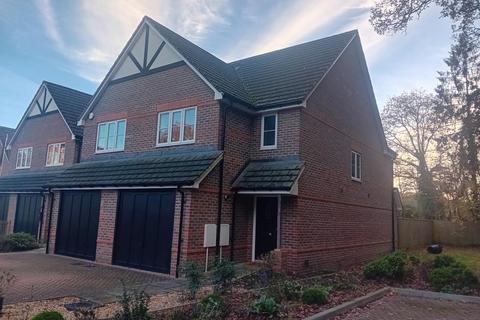 undefined, Ascot,  Berkshire,  SL5