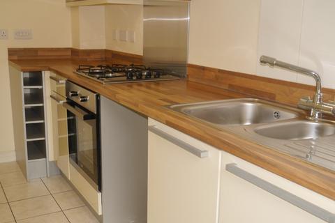3 bedroom semi-detached house to rent, Harvey Street, Melton Mowbray LE13