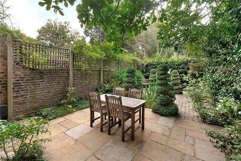 undefined, Pelham Place, South Kensington, London, SW7