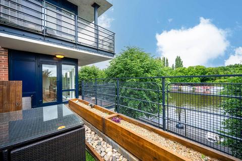 2 bedroom flat to rent, Jerome Place, Kingston, Kingston upon Thames, KT1