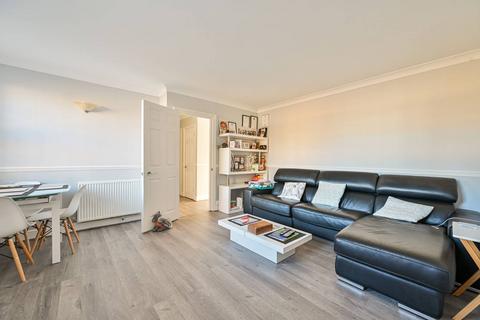 2 bedroom flat to rent, Edward Square, Rotherhithe, London, SE16