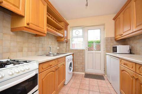 undefined, Lynwood, Guildford, GU2