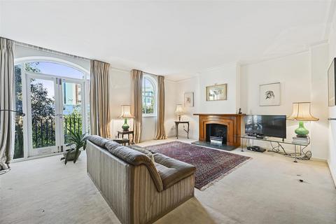 4 bedroom townhouse for sale, Oxford Gate, Brook Green, London W6